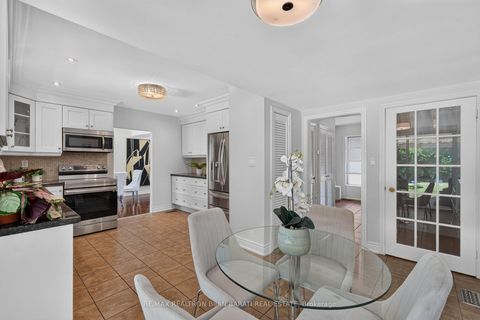 Photo 21 at 215 Grandview Avenue, Grandview, Markham