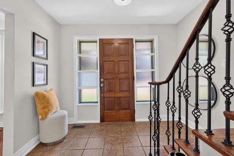 Photo 23 at 215 Grandview Avenue, Grandview, Markham