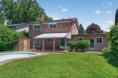 Photo 47 at 215 Grandview Avenue, Grandview, Markham