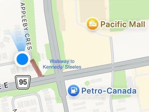 Photo 26 at 28 Appleby Crescent, Milliken Mills West, Markham