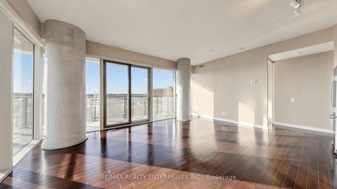 Photo 4 at 606 - 70 Distillery Lane, Waterfront Communities C8, Toronto