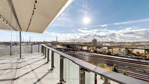 Photo 15 at 606 - 70 Distillery Lane, Waterfront Communities C8, Toronto