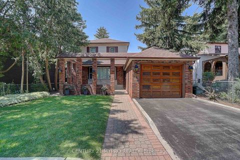 Photo 2 at 80A Rosemount Drive, Ionview, Toronto