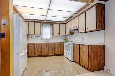 Photo 13 at 80A Rosemount Drive, Ionview, Toronto