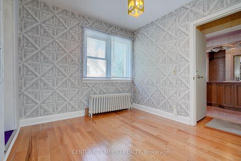 Photo 25 at 80A Rosemount Drive, Ionview, Toronto