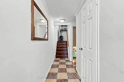 Photo 2 at 27 - 21 Chester Le Boulevard, L'Amoreaux, Toronto