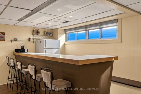 Photo 26 at 8 Wallbridge Court, Willowdale West, Toronto