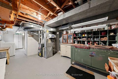 Photo 29 at 8 Wallbridge Court, Willowdale West, Toronto